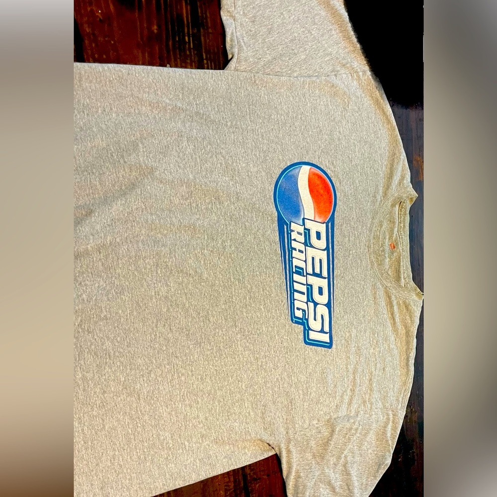 🚨VINTAGE PEPSI RACING GRAPHIC TEE🚨